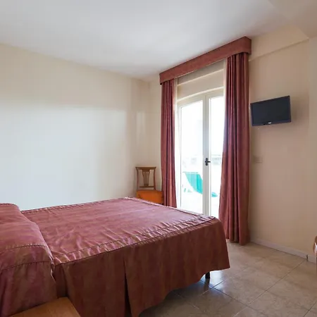 Italia Szálloda Pineto