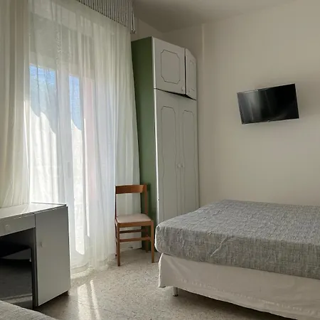Italia Szálloda 3*